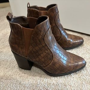 Brown ankle boots